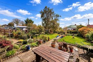 Photo 15- click for photo gallery